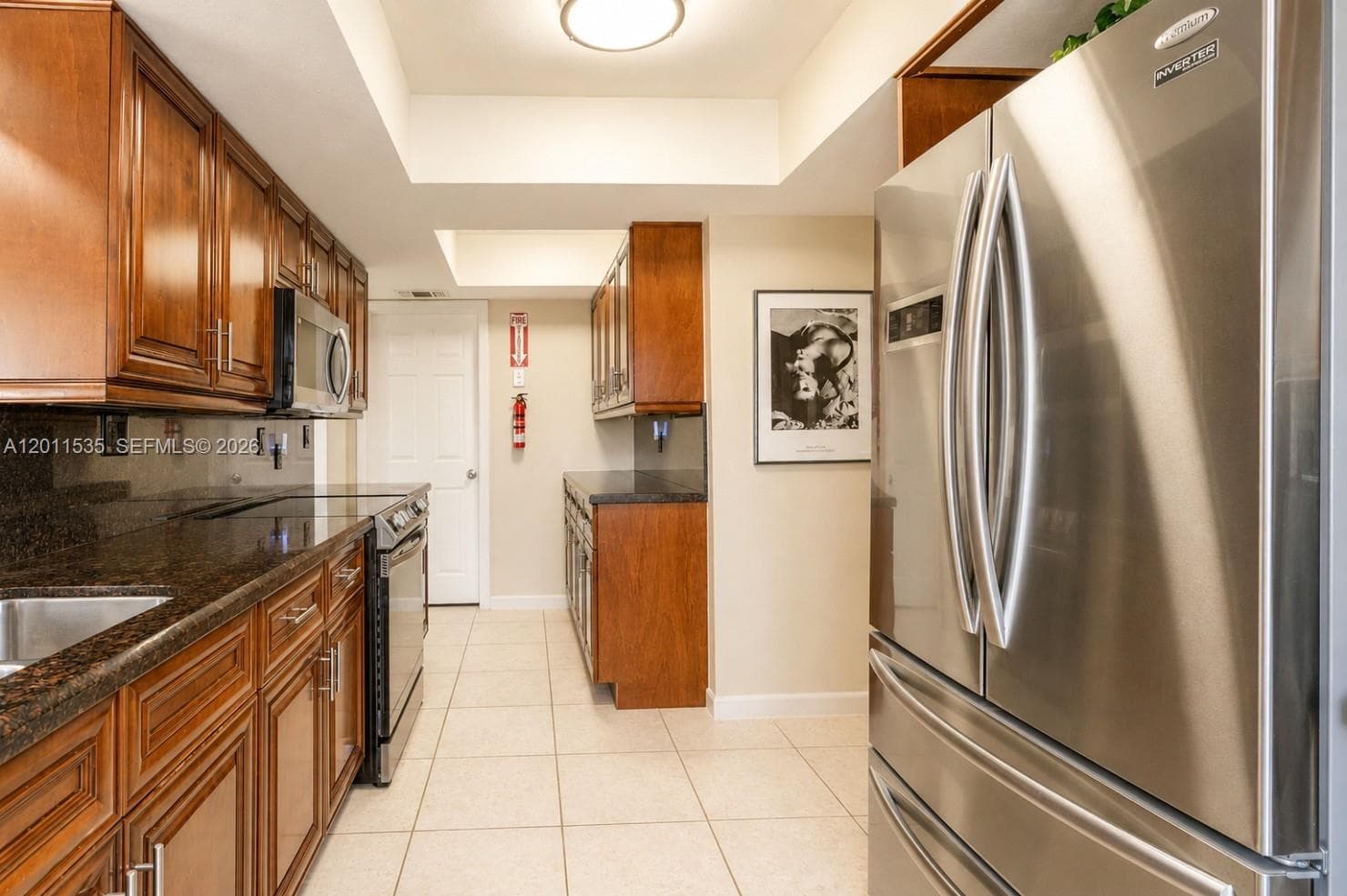 1660 NE 25th Ave photo 8