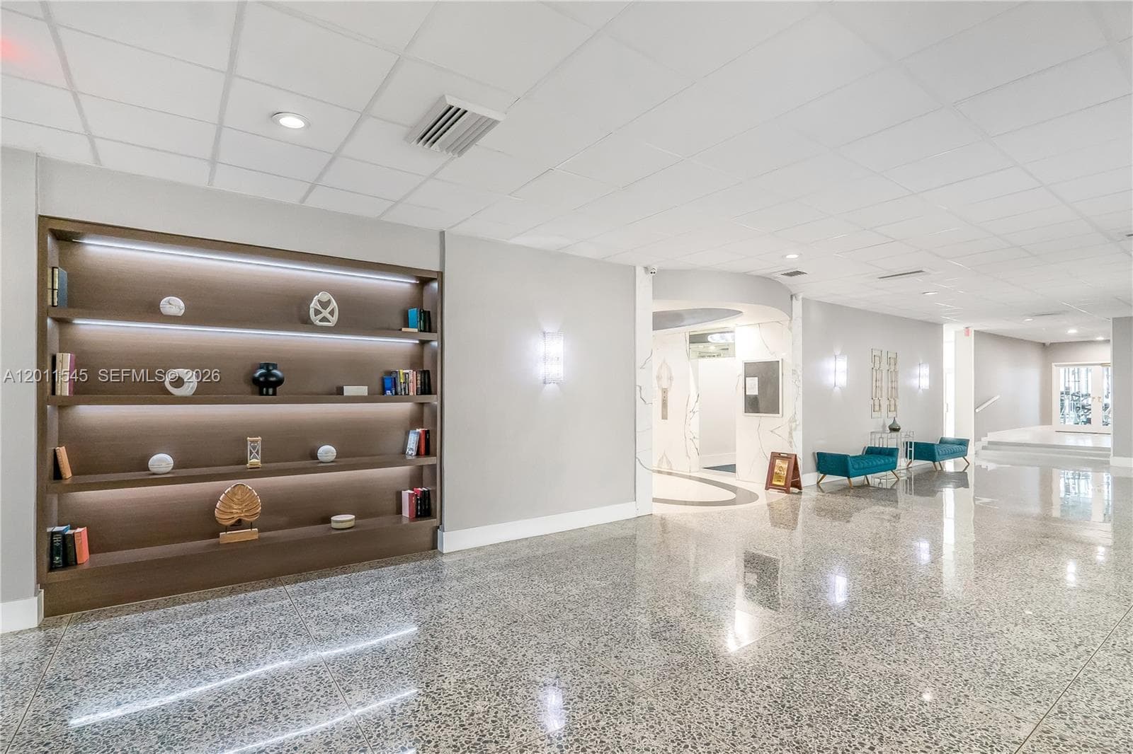 PARKER TOWER CONDO · #2411 in Hallandale Beach - Photo 36