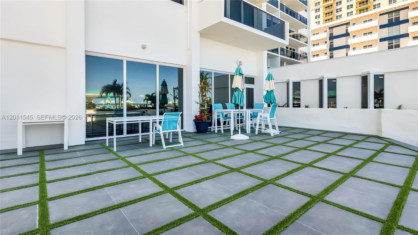 PARKER TOWER CONDO · #2411 in Hallandale Beach - Photo 32