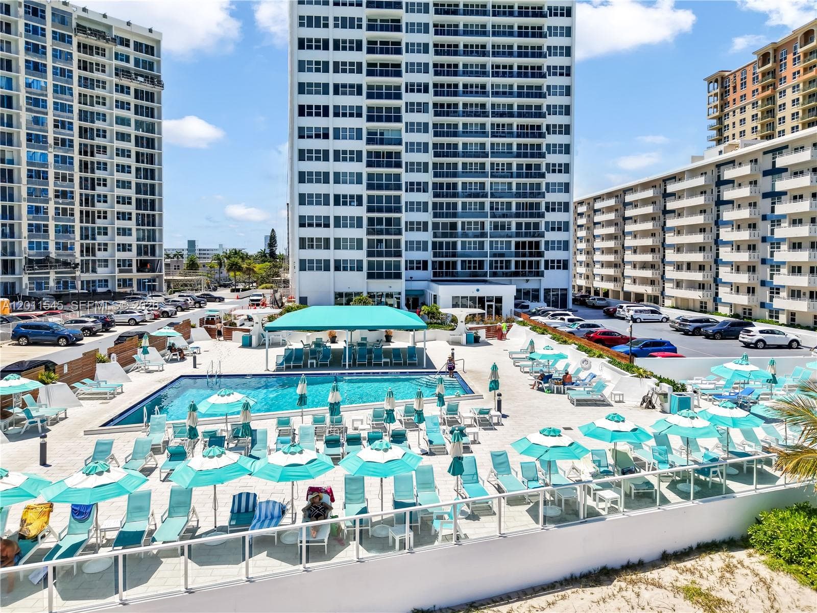 PARKER TOWER CONDO · #2411 in Hallandale Beach - Photo 48