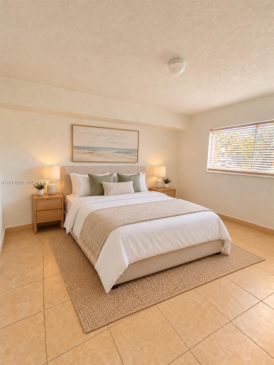 BRICKELL WEST CONDO · #107 in Miami - Photo 2