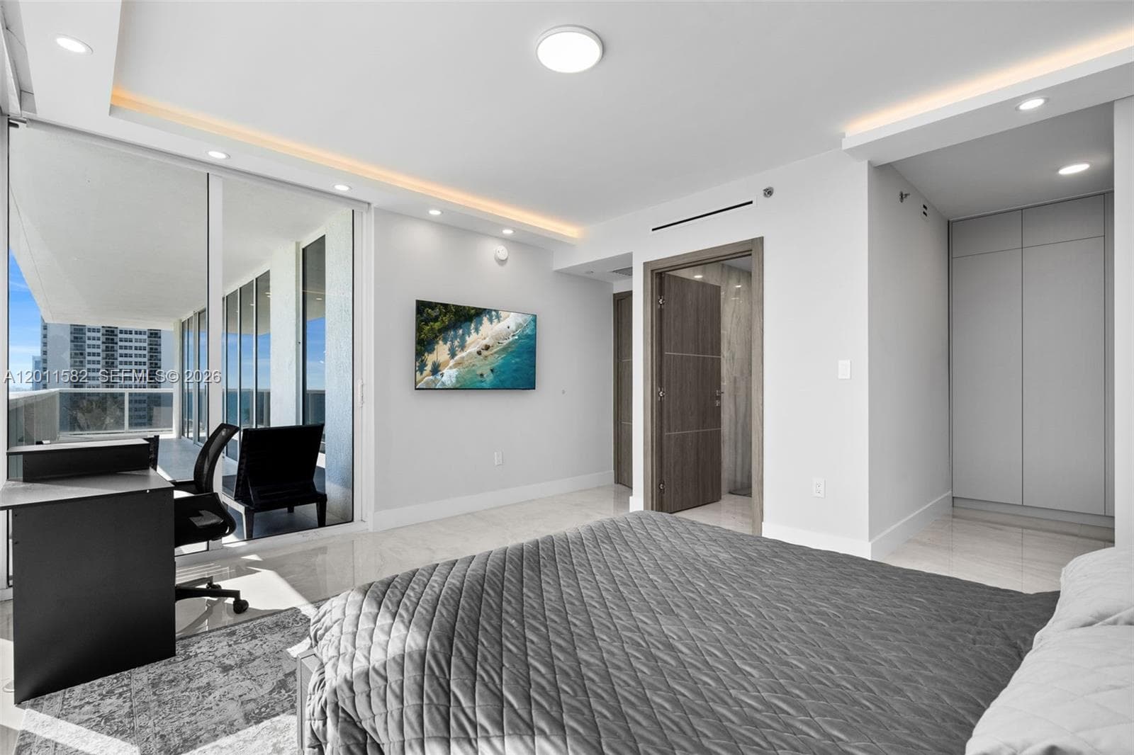 BEACH CLUB TWO CONDO · #1002 in Hallandale Beach - Photo 24