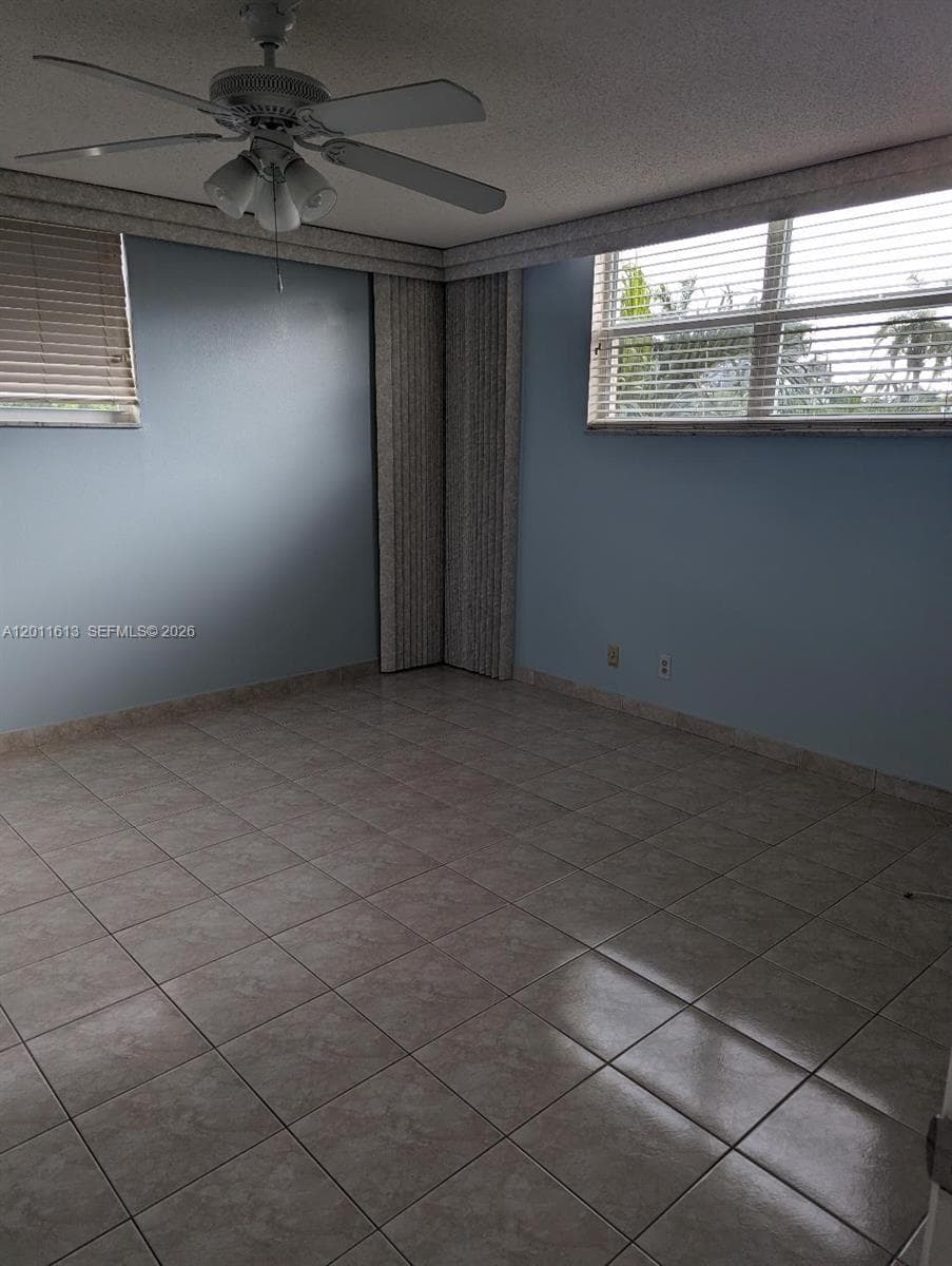 TURF CONDO · #209 in Hallandale Beach - Photo 7