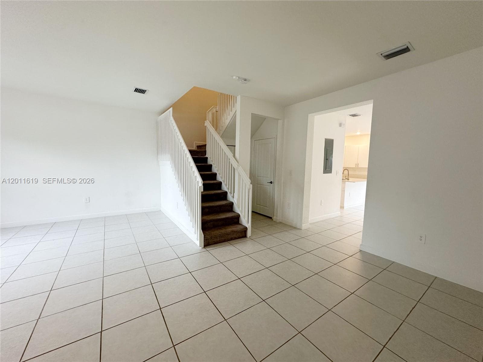 1684 SE 26th Ter #1684 photo 5