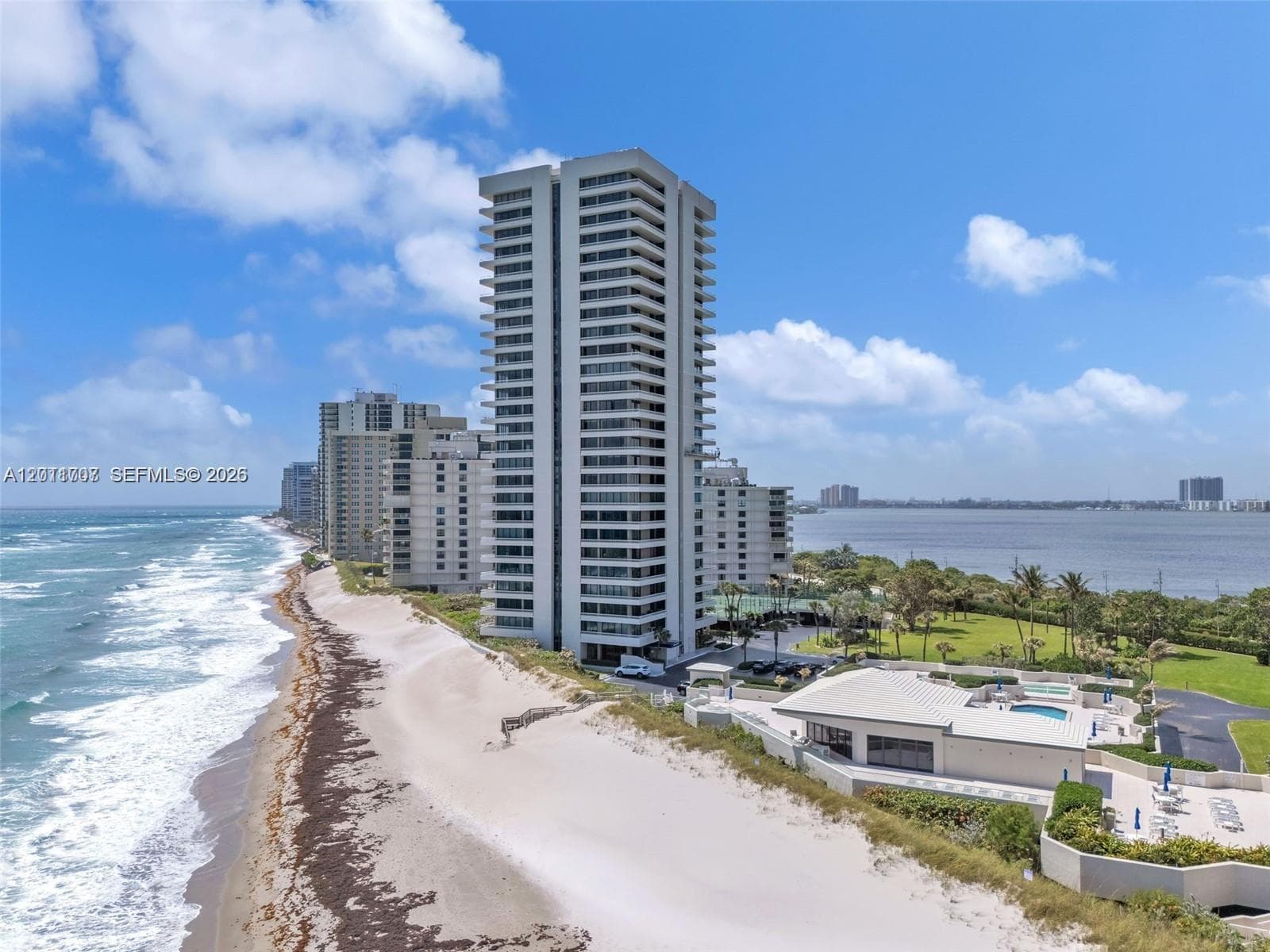 Water Glades · #19B in Singer Island - Photo 17