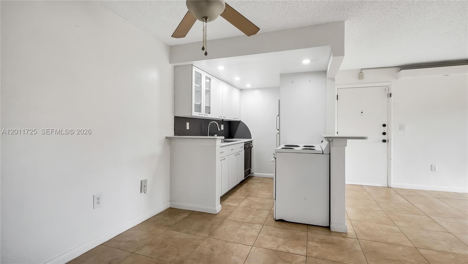 CYPRESS VILLAGE CONDO · #H12 in Miami Lakes - Photo 4