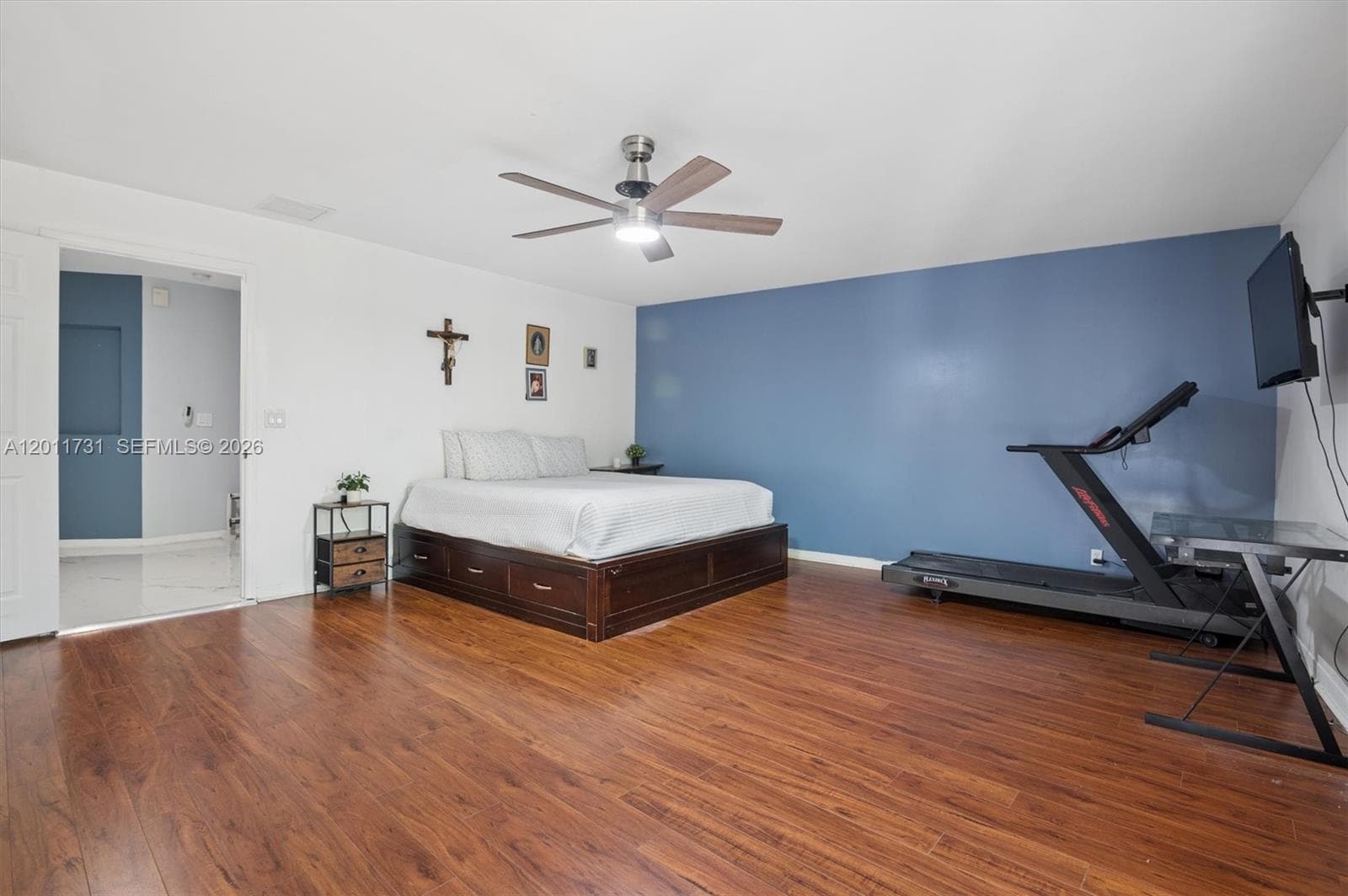 2949 SW 18th Ter photo 14