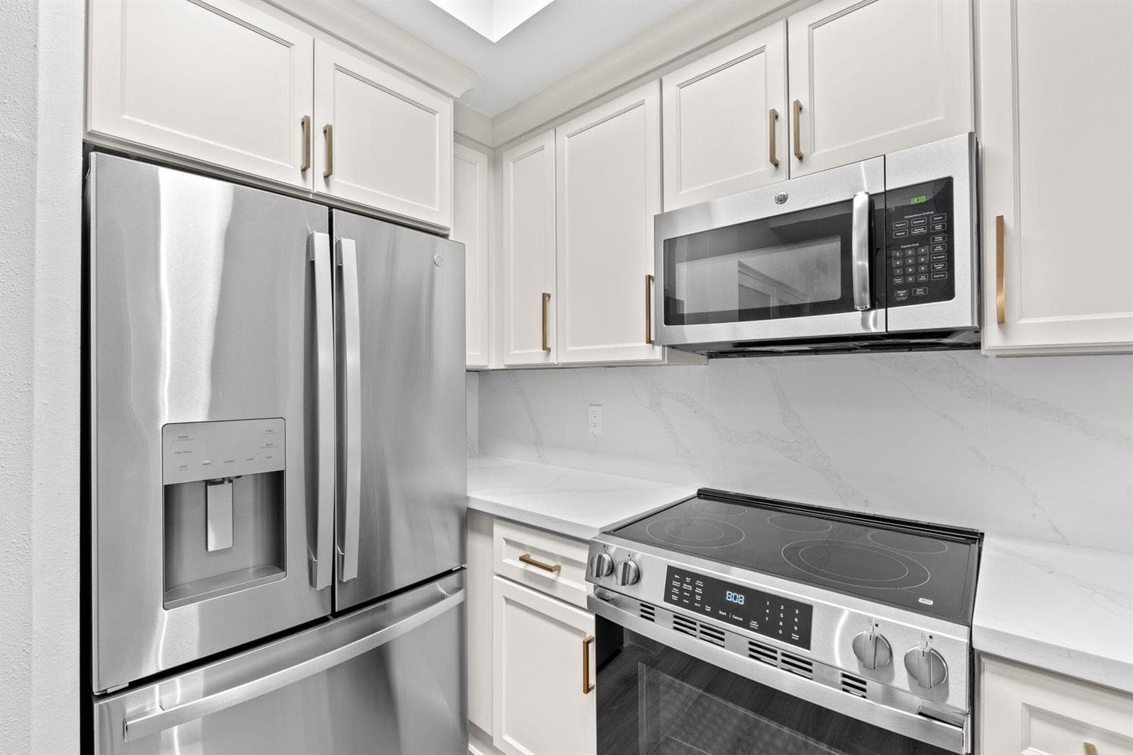 Kitchen/ built-in charger