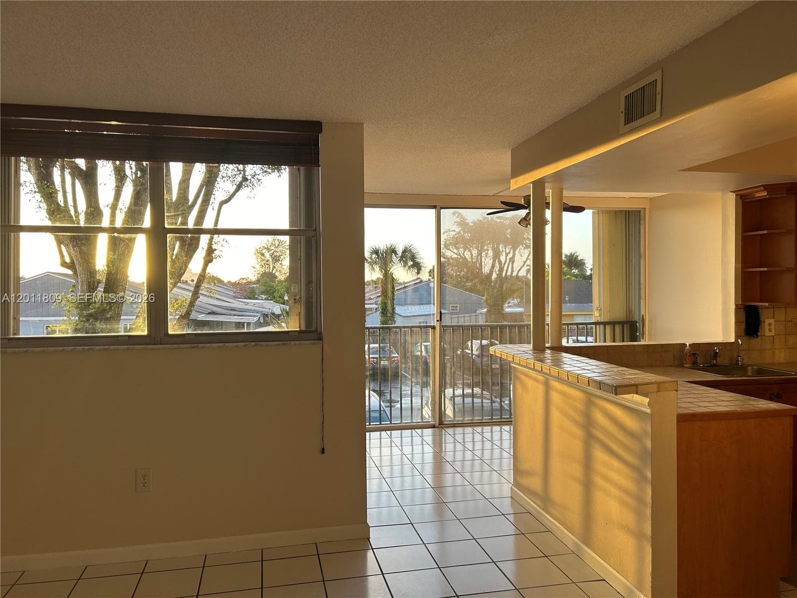VERSAILLE GARDENS I CONDO · #202 in Miami - Photo 24