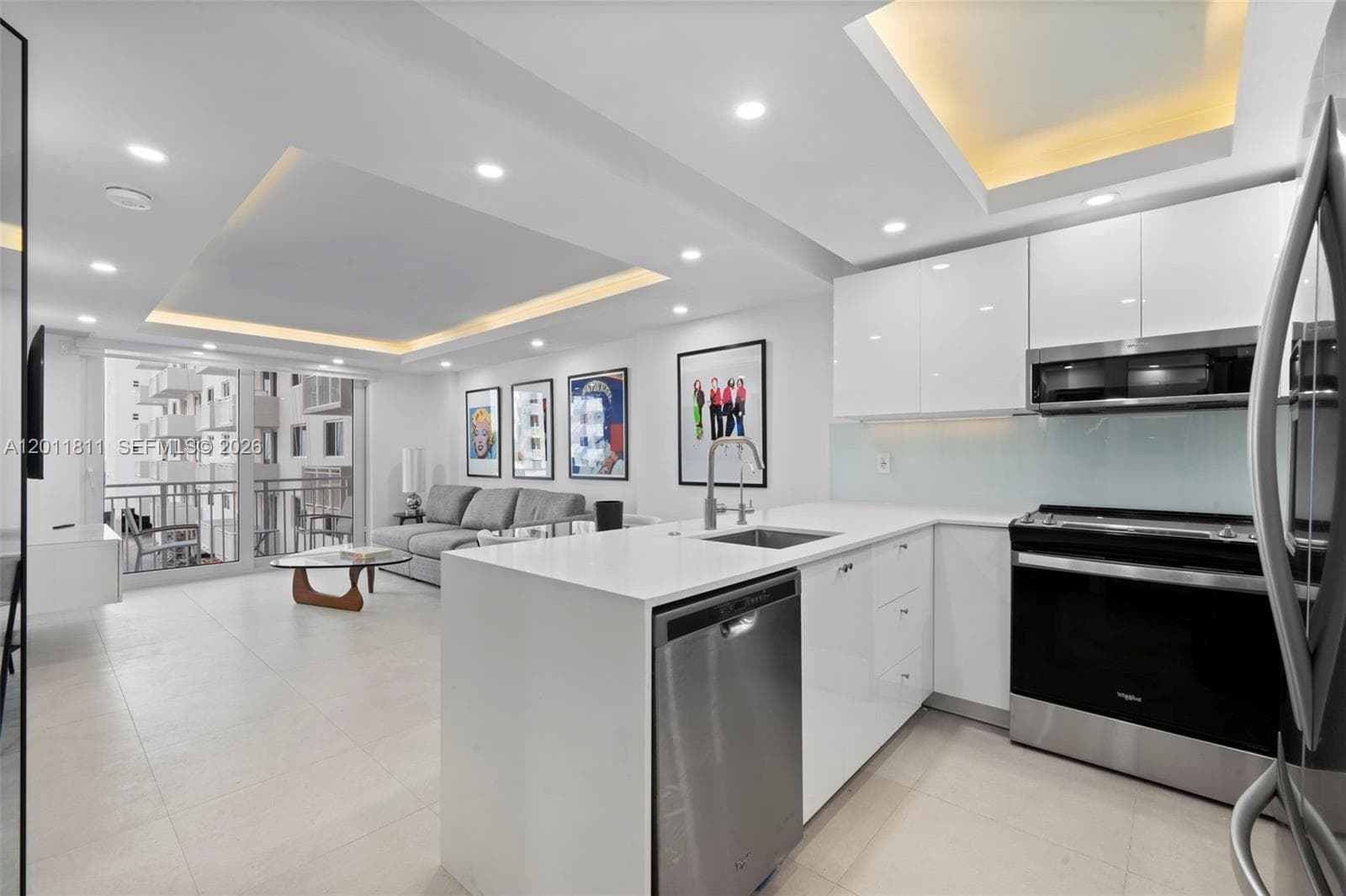 Ocean Point Condo · #326 in Miami Beach - Photo 6
