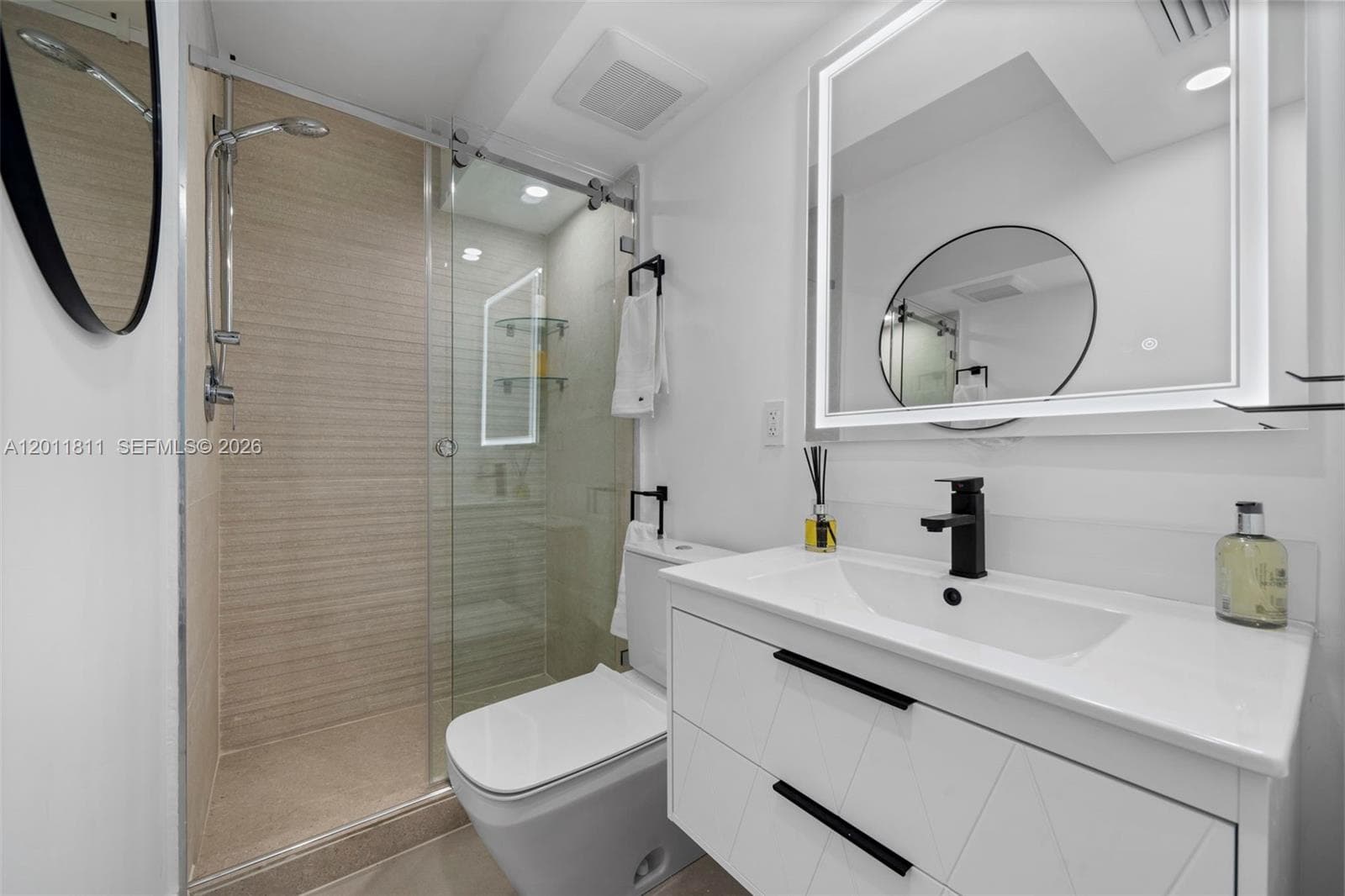 Ocean Point Condo · #326 in Miami Beach - Photo 12