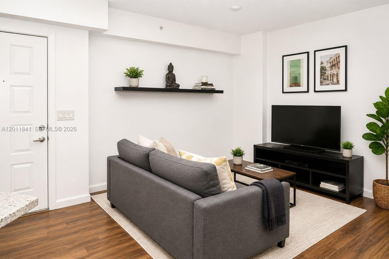 RADIUS CONDO · #317 in Hollywood - Photo 1