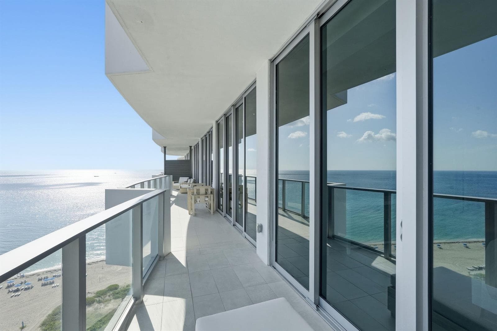 32-web-or-mls-3100_N_Ocean_Dr_Unit_H1701