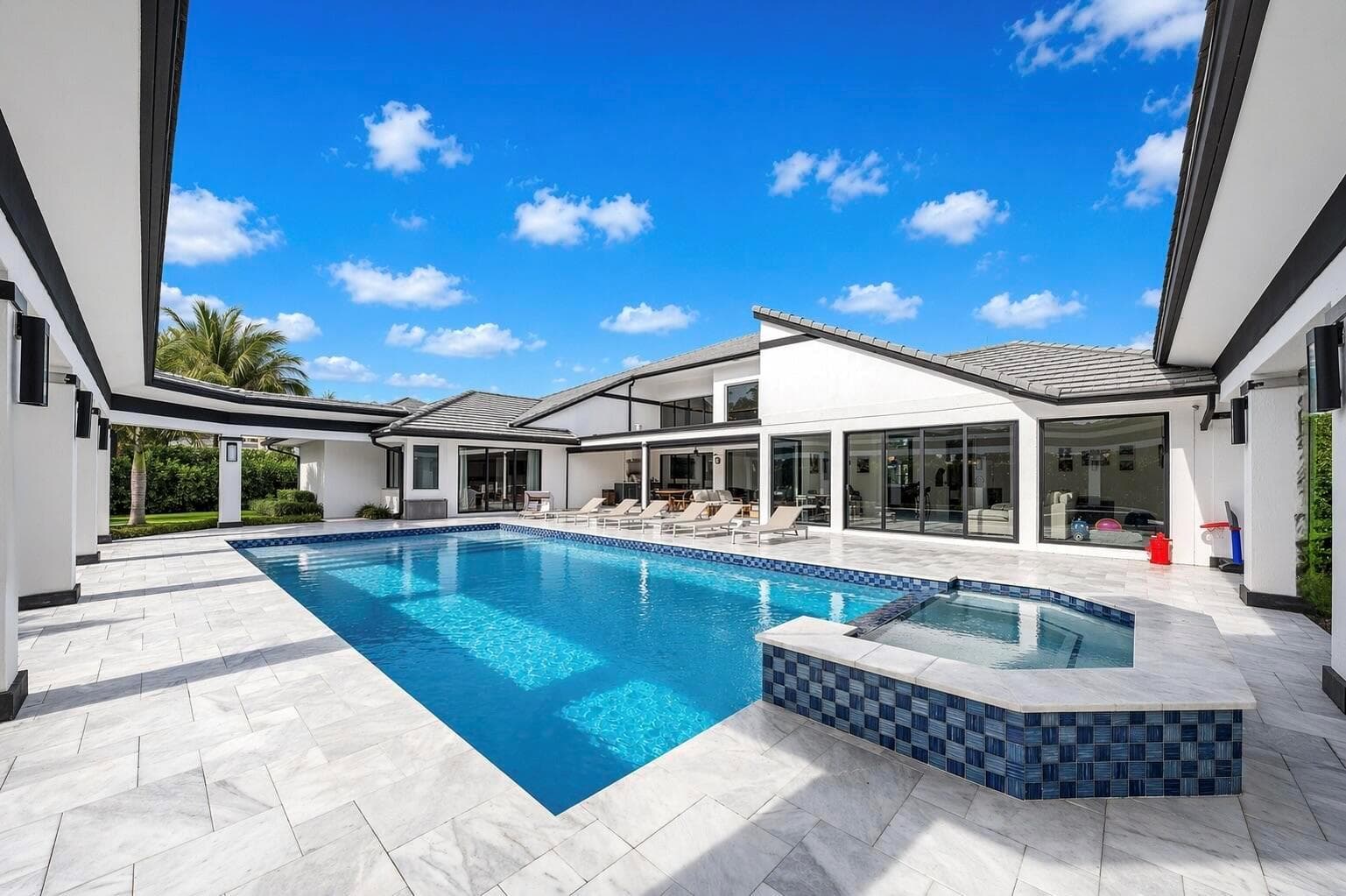 pool back left
