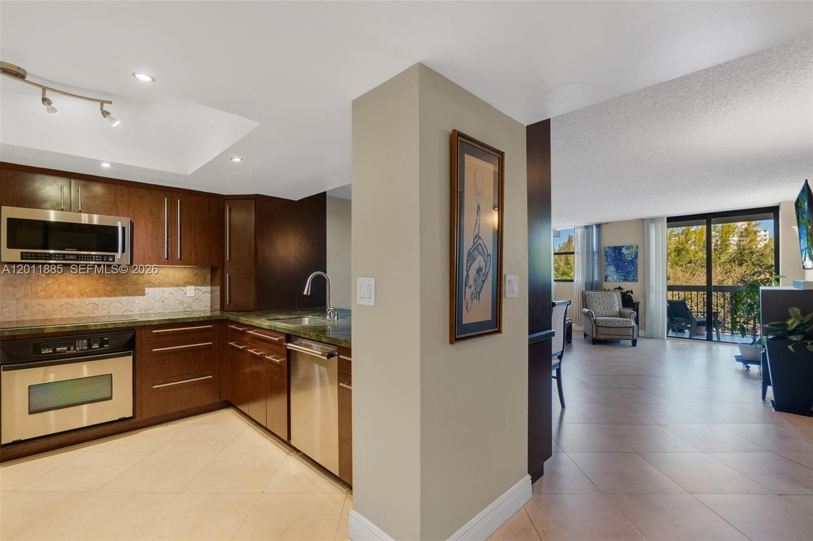 Voyager Condominium · #402 in Pompano Beach - Photo 1
