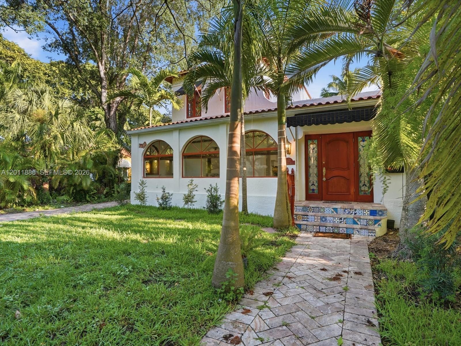1137 Asturia Ave photo 4