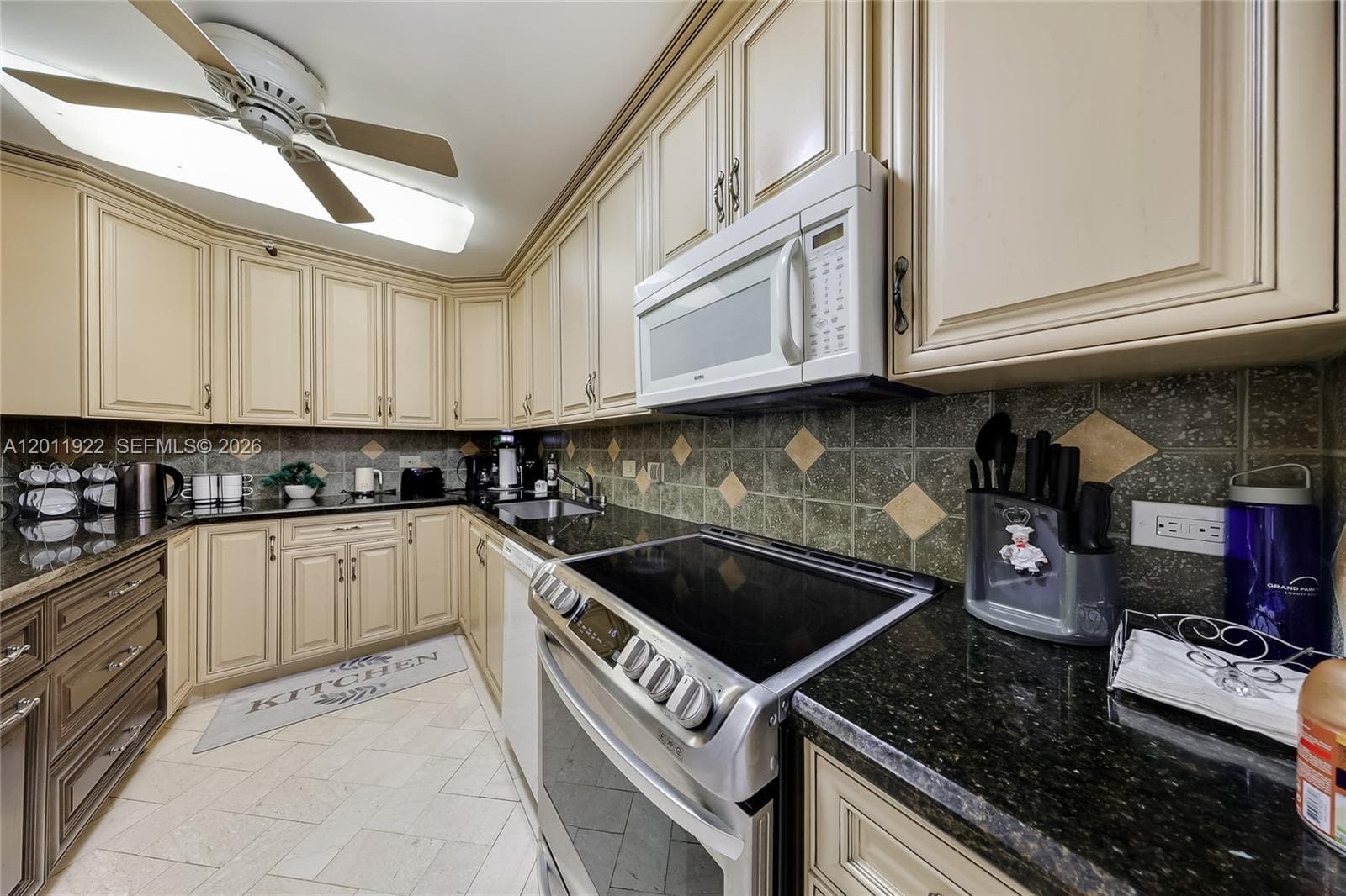 WATERVIEW CONDO · #1146 in Aventura - Photo 9