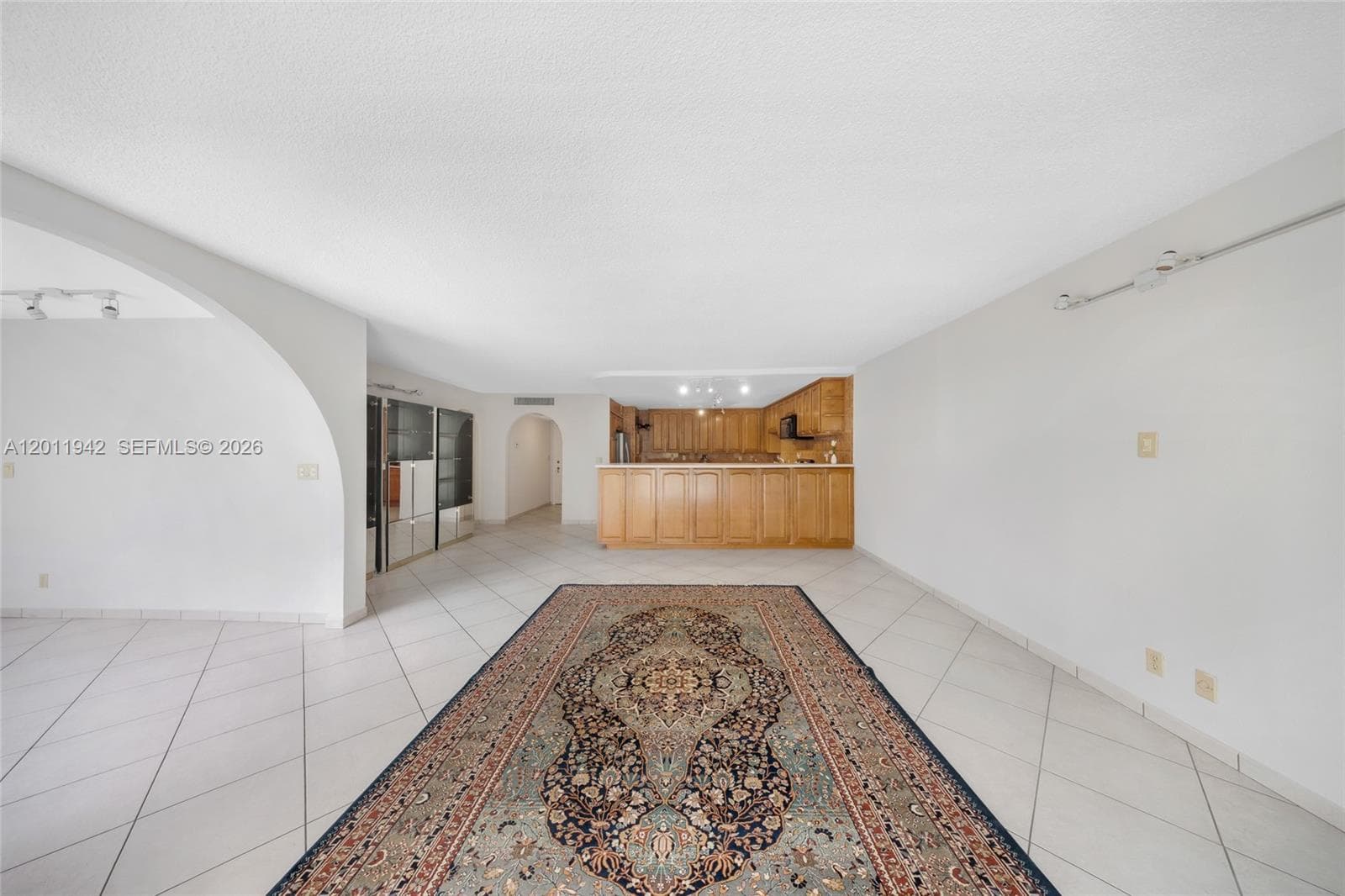 OLYMPUS CONDO · #212 in Hallandale Beach - Photo 11