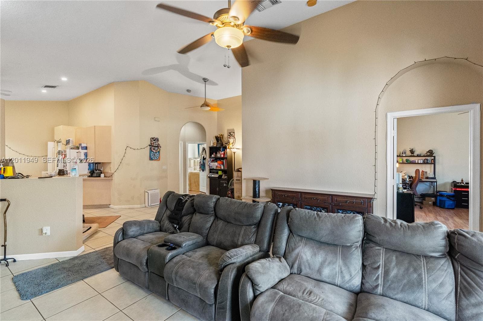 3788 NE 11th St photo 8
