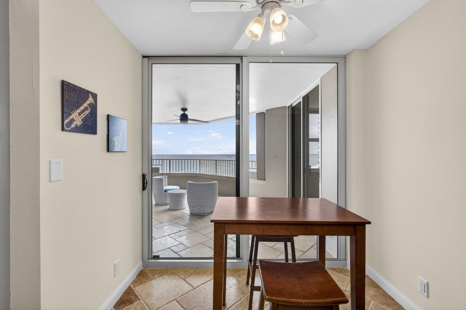 Breakfast Nook