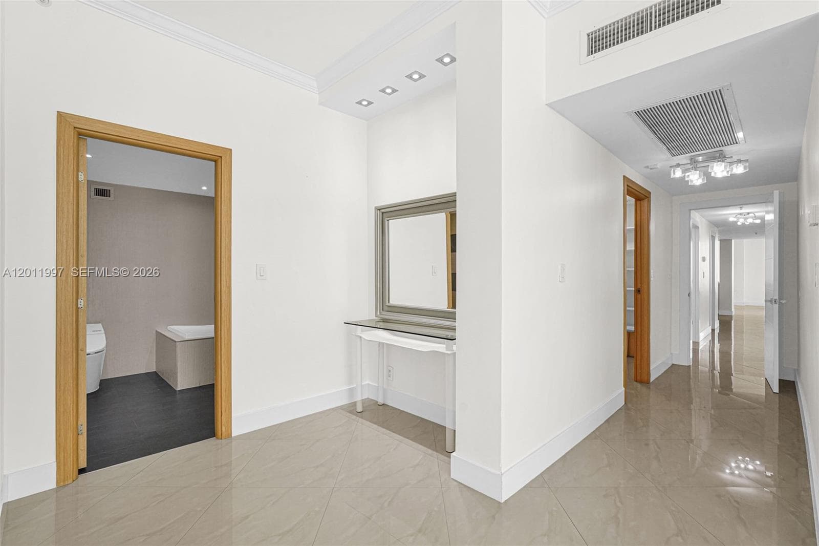 RESIDENCES ON HOLLYWOOD · #1611 in Hollywood - Photo 18