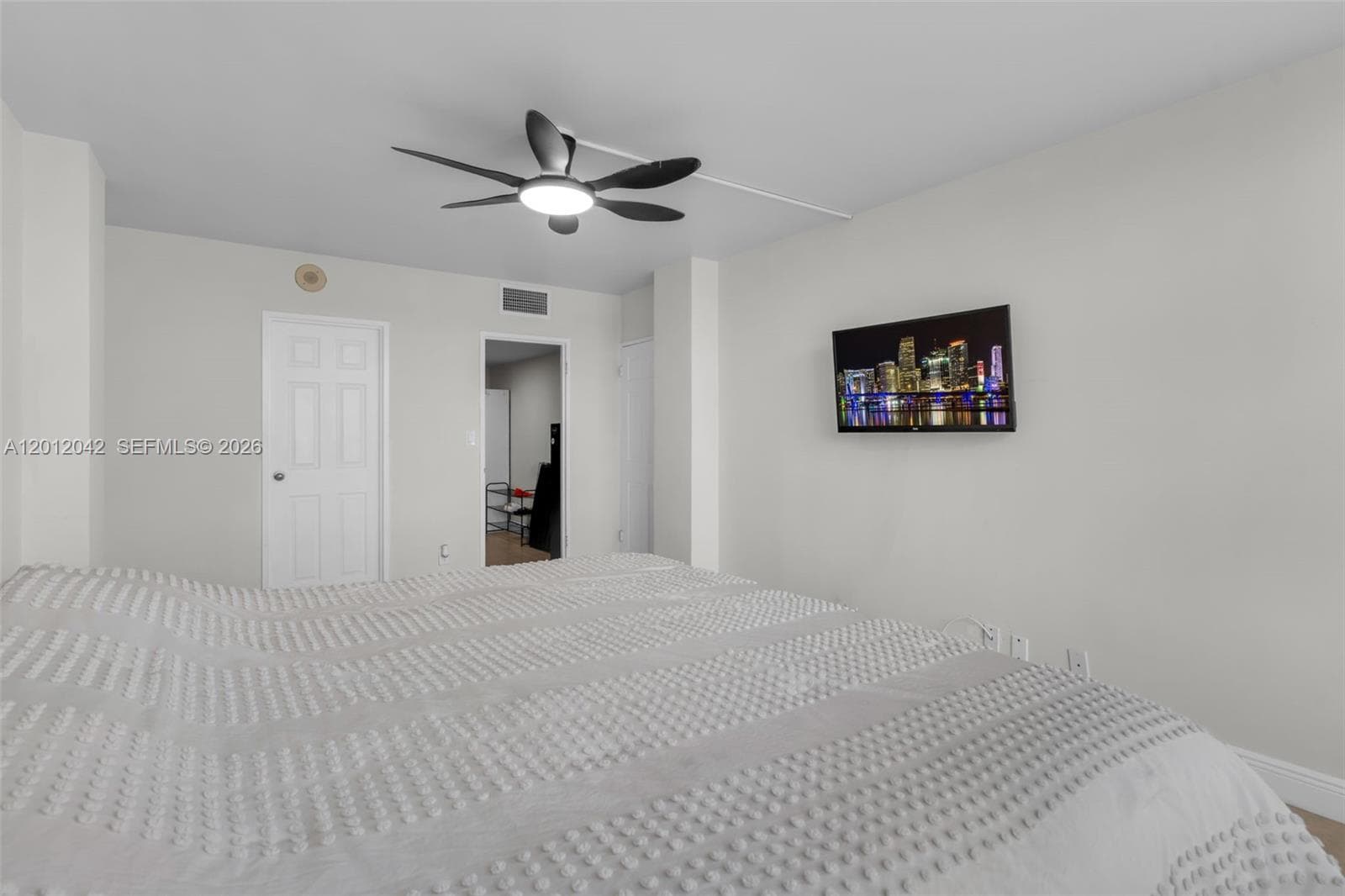 OLYMPUS CONDO PHASE · #226 in Hallandale Beach - Photo 14