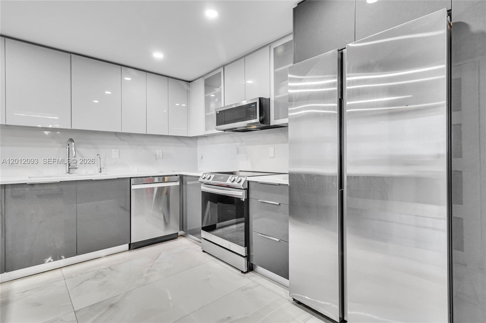 CLIFTON CONDO · #1107 in Hallandale Beach - Photo 16