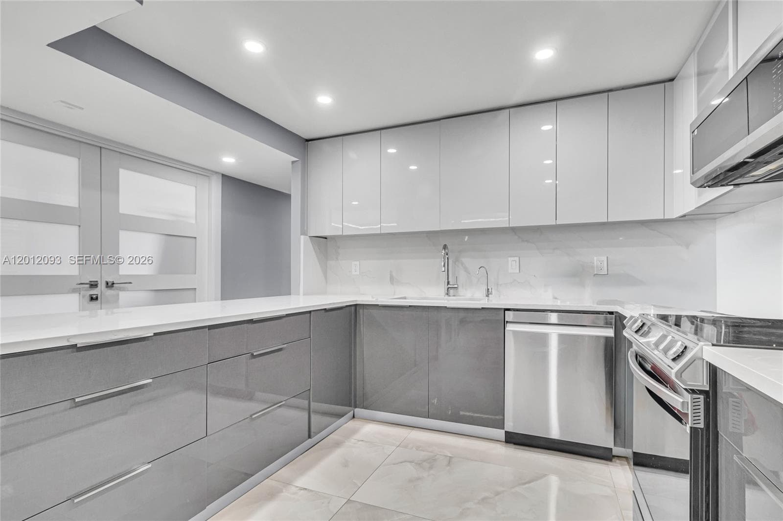 CLIFTON CONDO · #1107 in Hallandale Beach - Photo 3