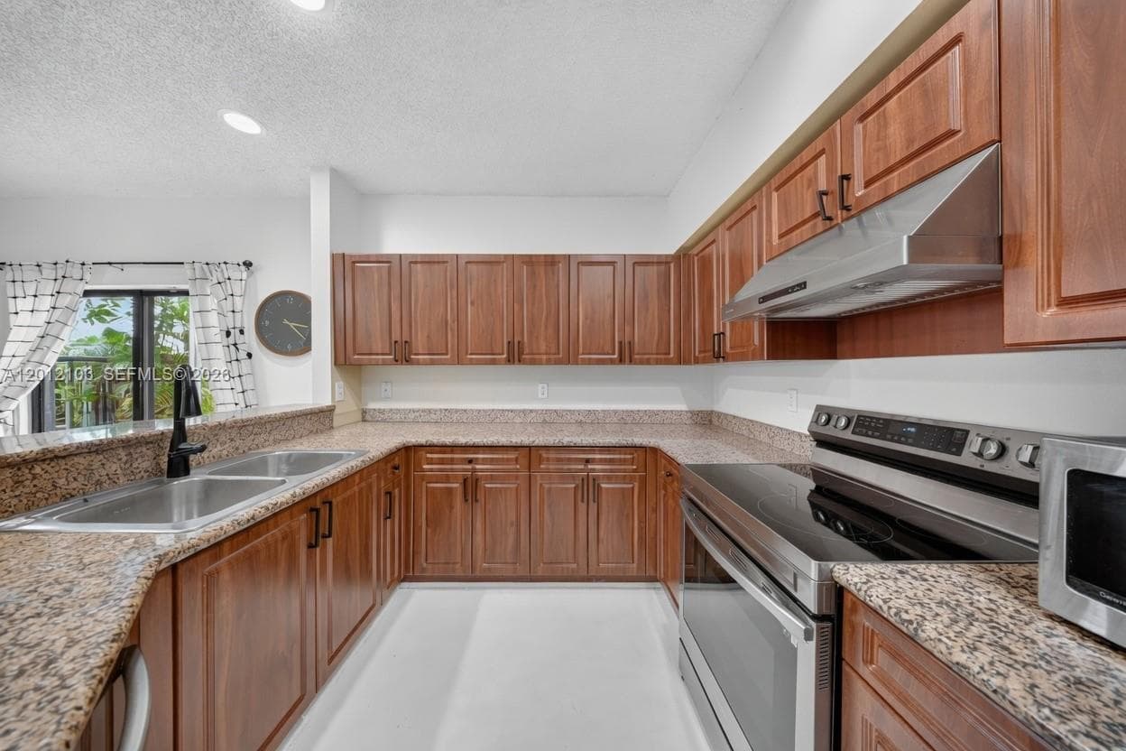2334 SE 24th Ave #2334 photo 9