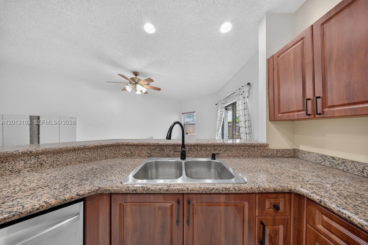 2334 SE 24th Ave #2334 photo 11