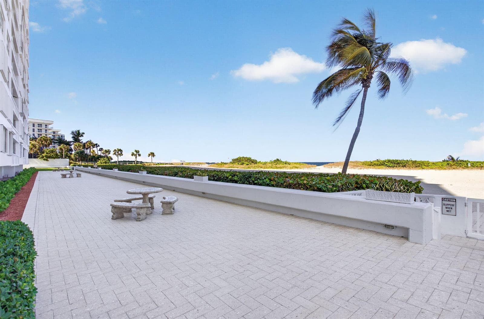 42-web-or-mls-1012-6172