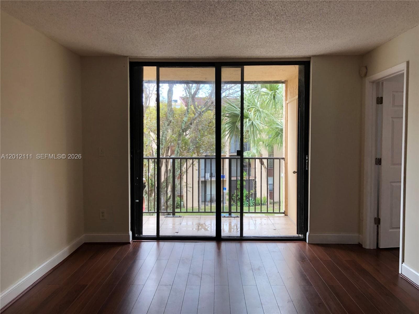 PROMENADE AT KENDALE LAKE · #309B in Miami - Photo 2