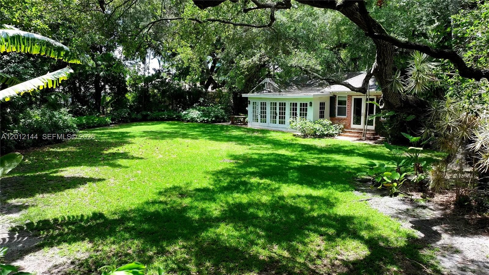 530 Melaleuca Ln photo 6