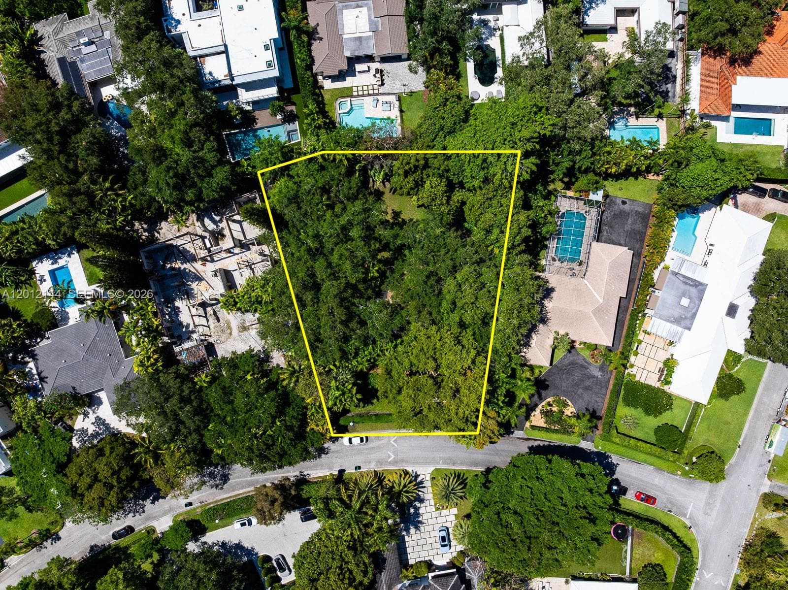 530 Melaleuca Ln photo 3