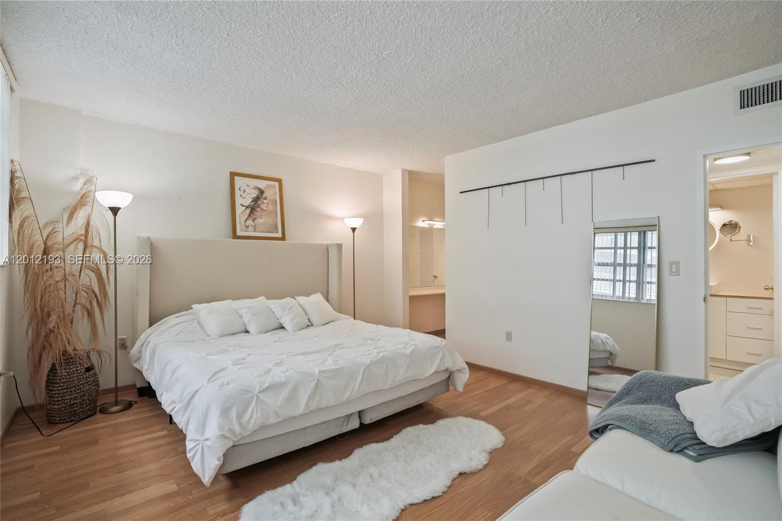 SOUTH BAY CLUB CONDO · #738 in Miami Beach - Photo 9