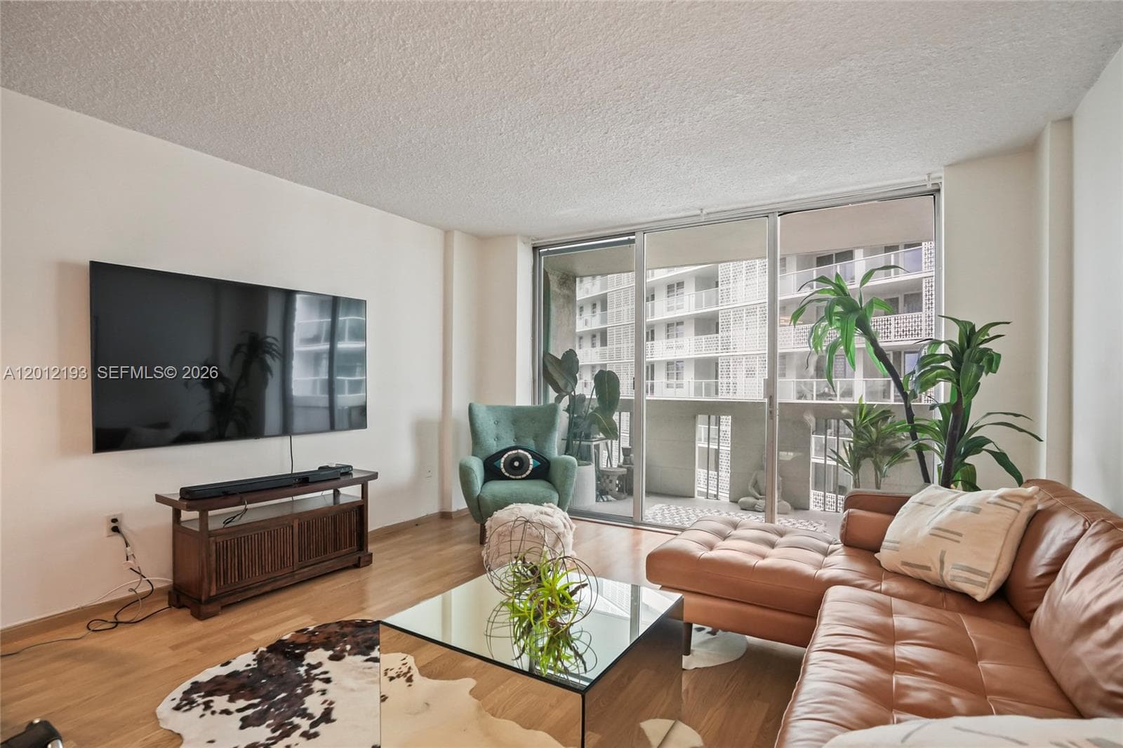 SOUTH BAY CLUB CONDO · #738 in Miami Beach - Photo 4