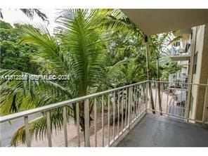 BAYVIEW PALMS CONDO · #321 in North Miami - Photo 6