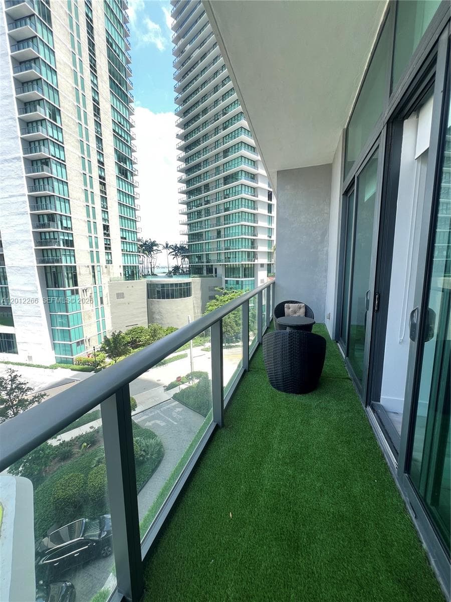 Paraiso Bayviews · #404 in Miami - Photo 9