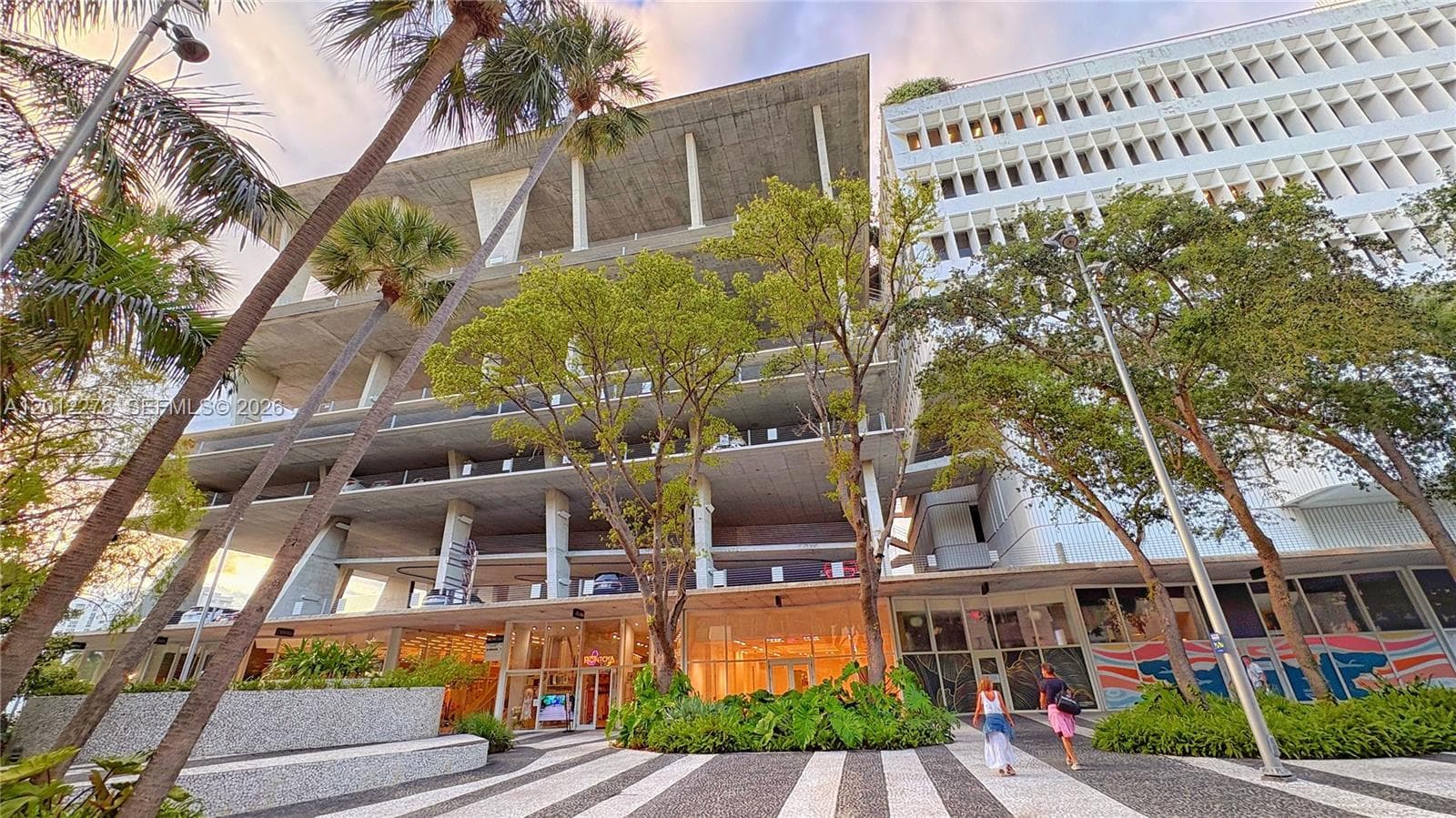 LINCOLN WEST TOWERS · #702 in Miami Beach - Photo 30