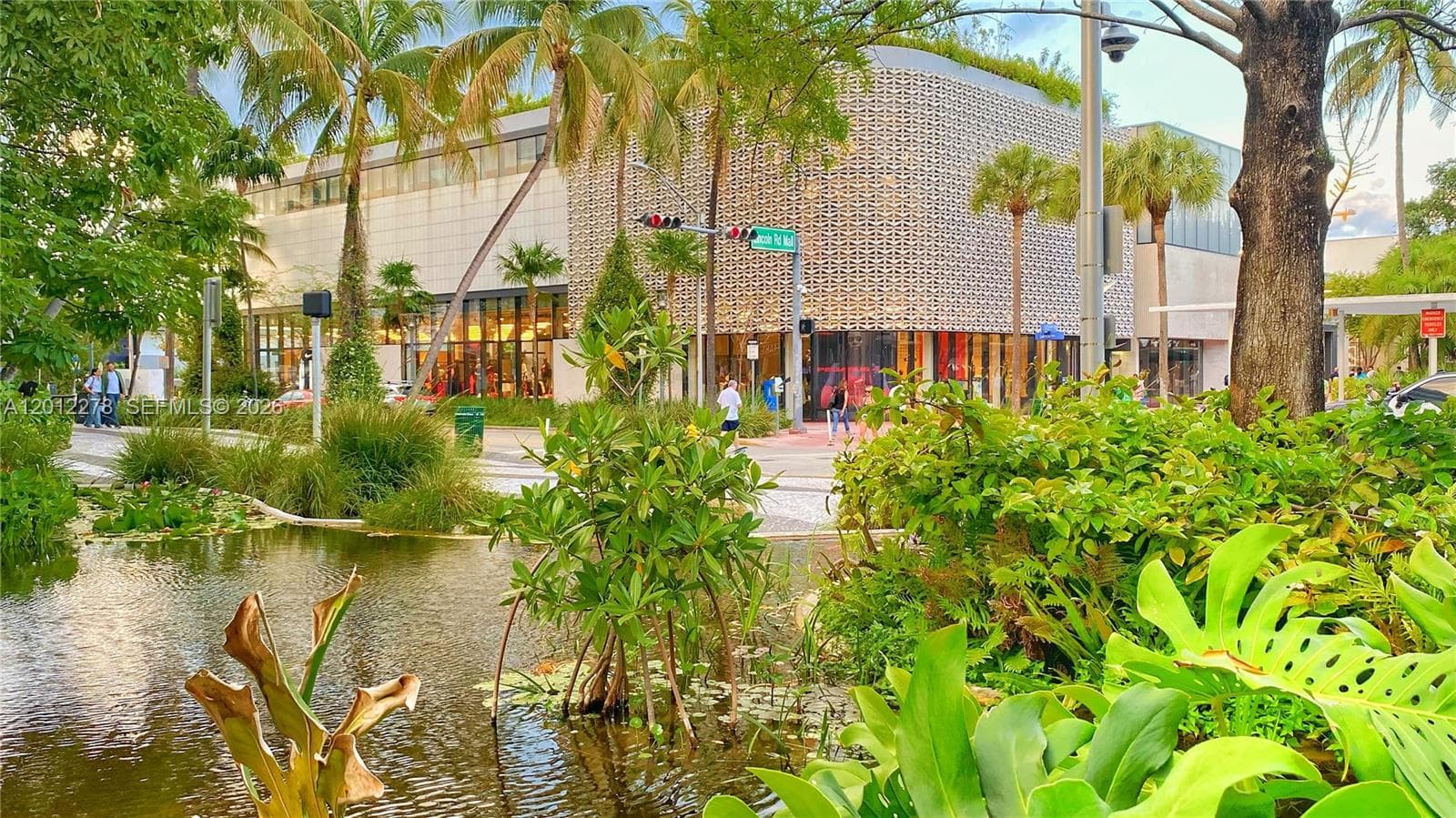 LINCOLN WEST TOWERS · #702 in Miami Beach - Photo 29