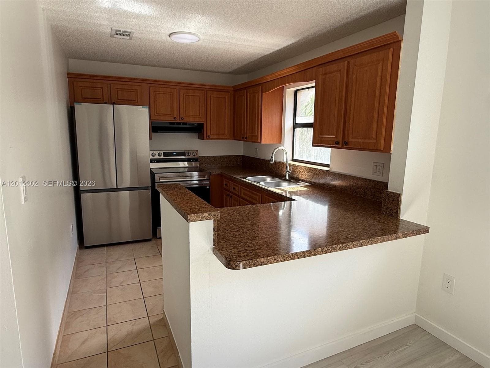 Laguna Tropical Condo · #109 in Hialeah - Photo 2
