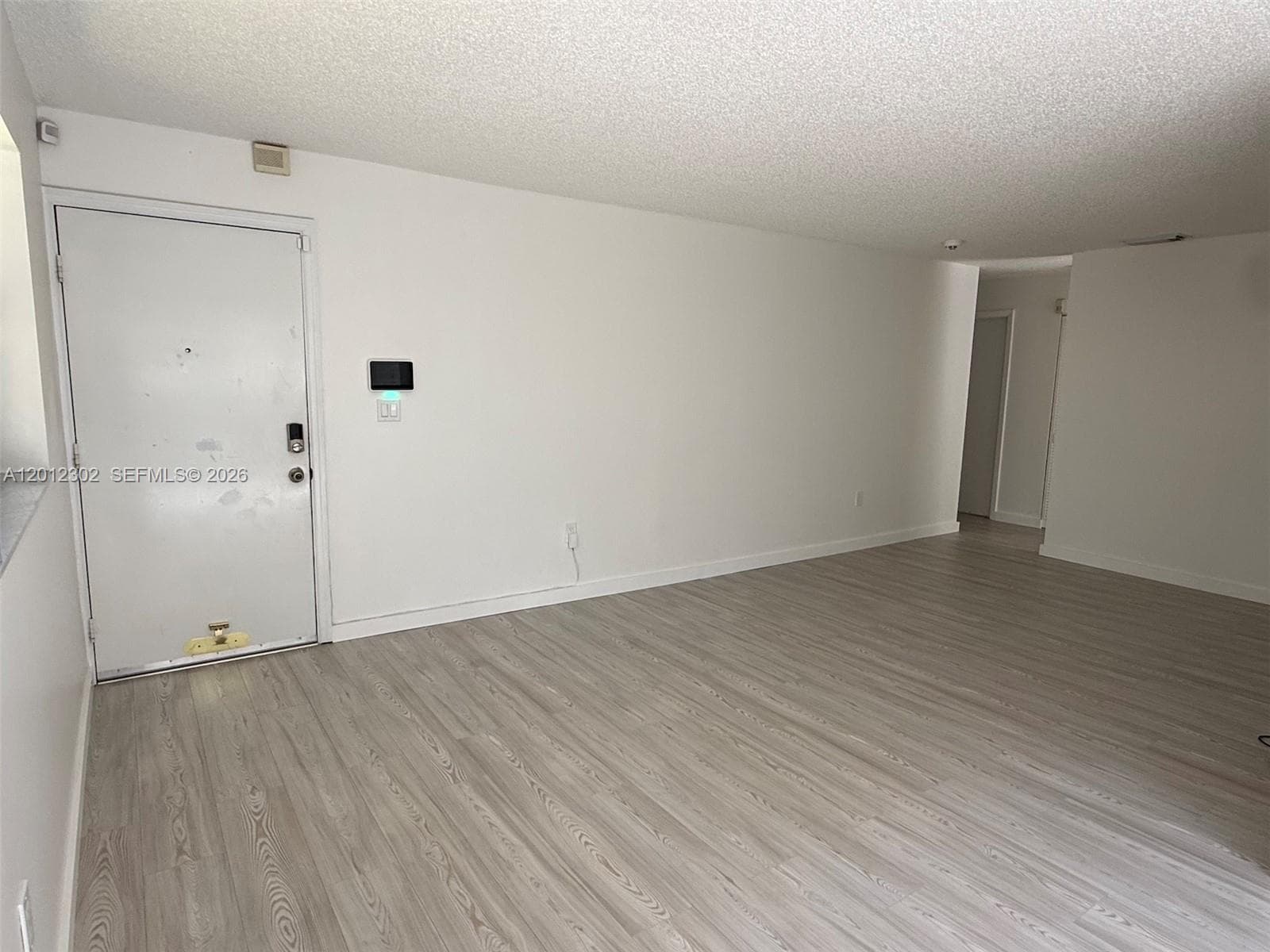 Laguna Tropical Condo · #109 in Hialeah - Photo 6