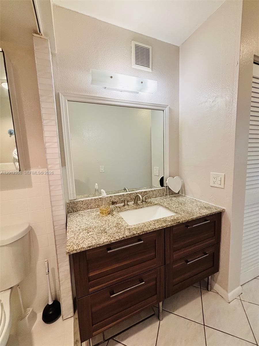 Imperial Towers · #622 in Hallandale Beach - Photo 13
