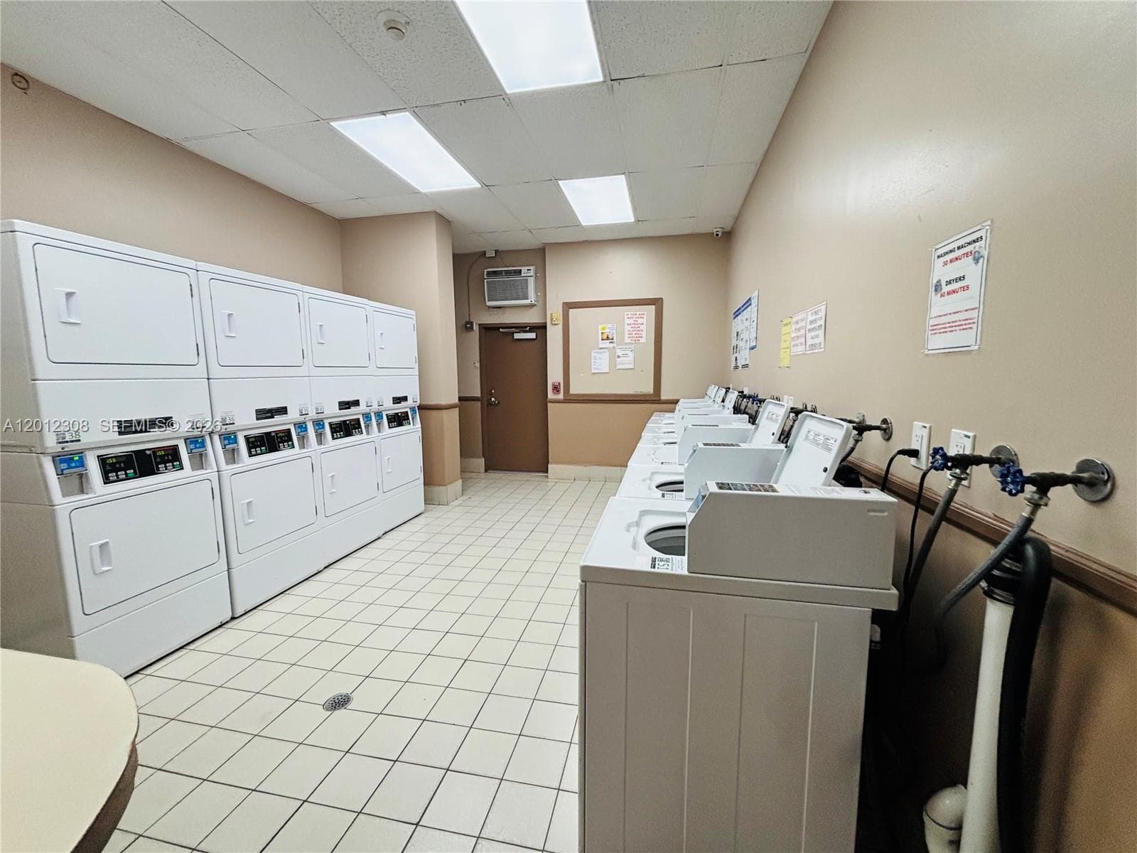 Imperial Towers · #622 in Hallandale Beach - Photo 18