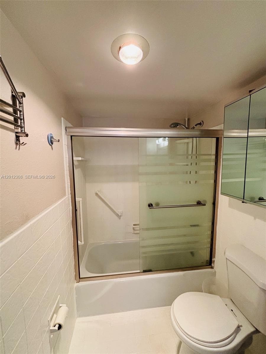 Imperial Towers · #622 in Hallandale Beach - Photo 15