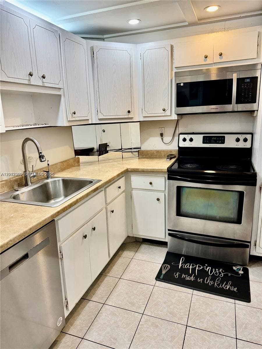 ARLEN HOUSE CONDO · #1903 in Sunny Isles Beach - Photo 7