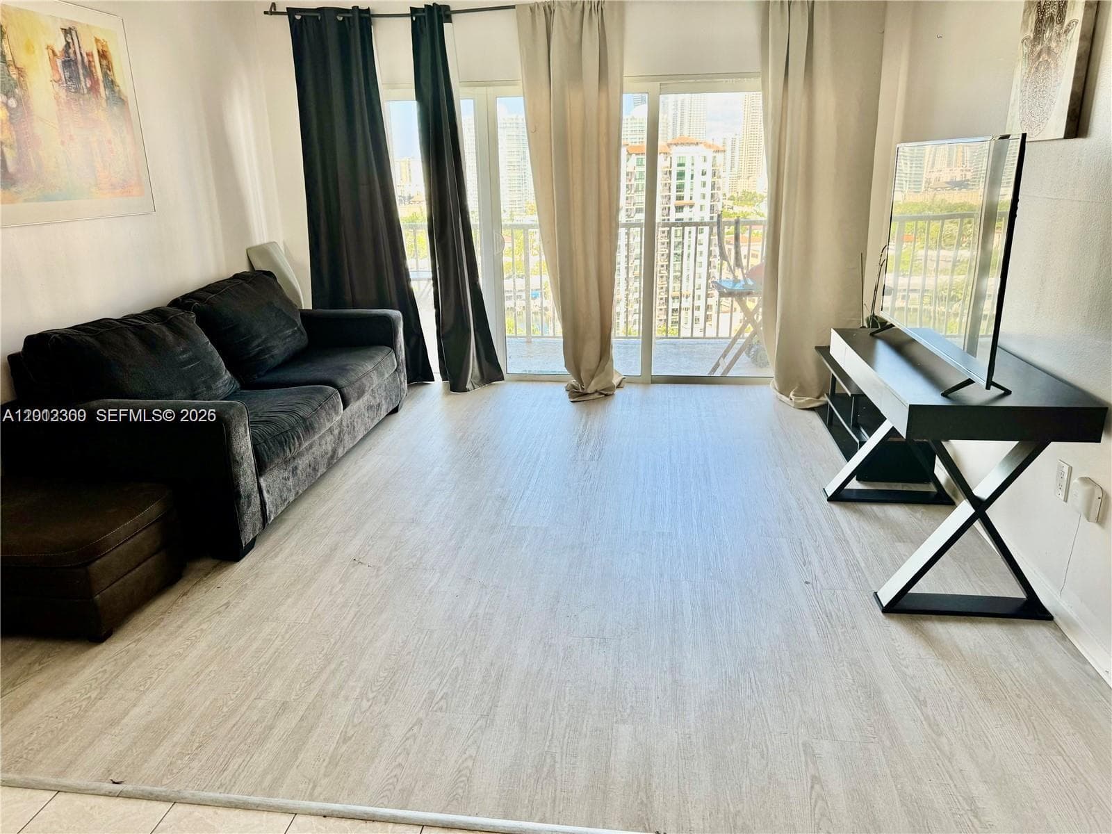 ARLEN HOUSE CONDO · #1903 in Sunny Isles Beach - Photo 3