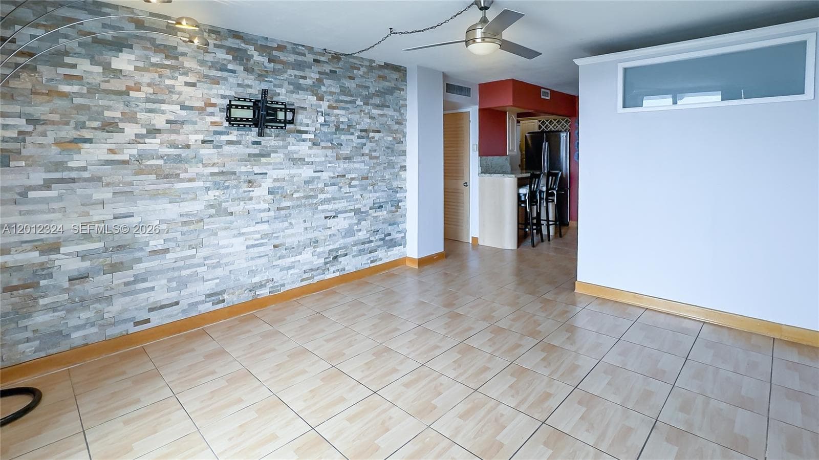 Entry to kitchen