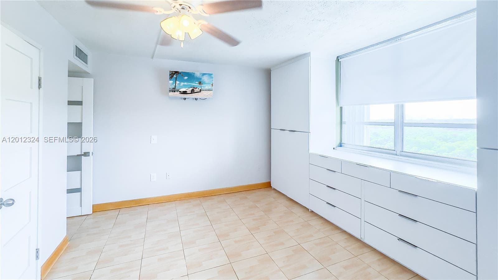 STRATFORD HOUSE CONDO · #1210 in North Miami Beach - Photo 1