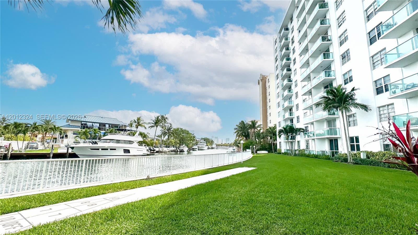 STRATFORD HOUSE CONDO · #1210 in North Miami Beach - Photo 31